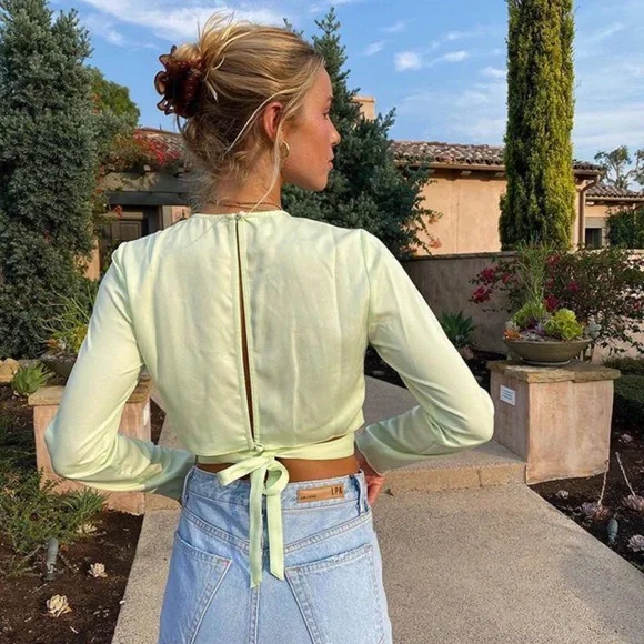 Grlfrnd top - Picture 5 of 12